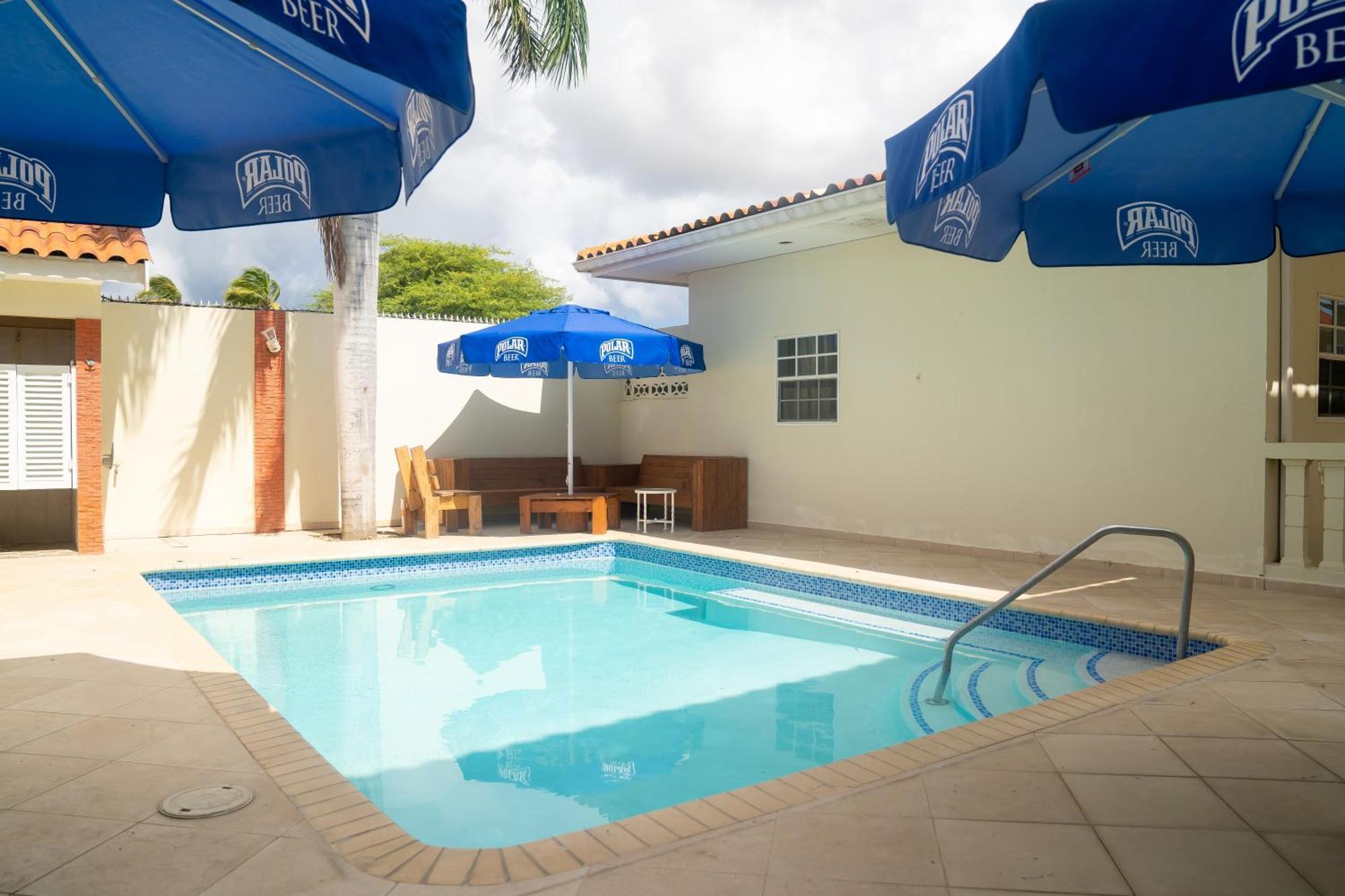 Delynne Boutique Hotel Willemstad Exterior foto
