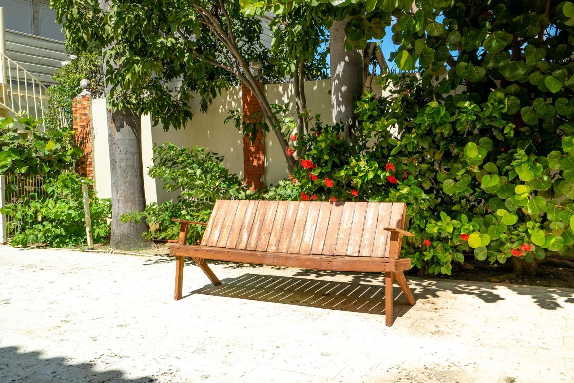 Delynne Boutique Hotel Willemstad Exterior foto
