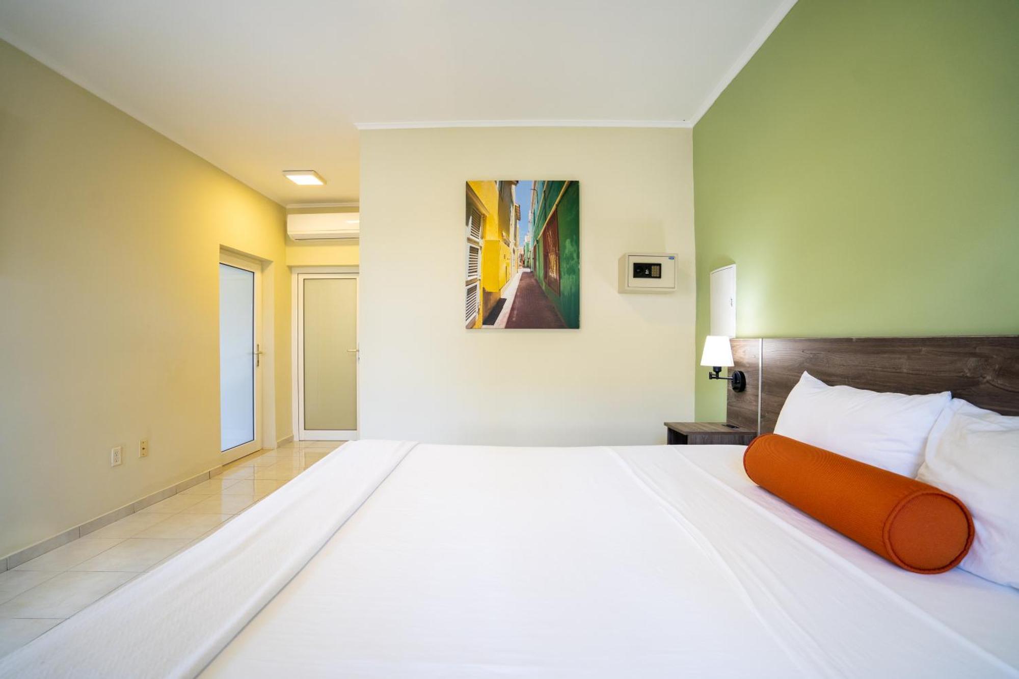 Delynne Boutique Hotel Willemstad Exterior foto