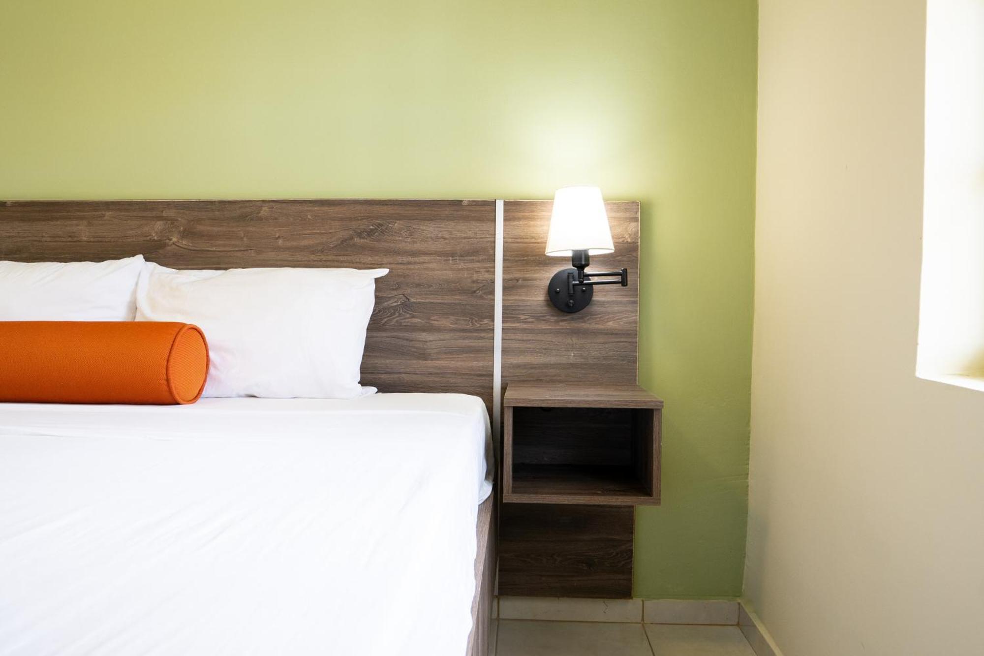 Delynne Boutique Hotel Willemstad Exterior foto