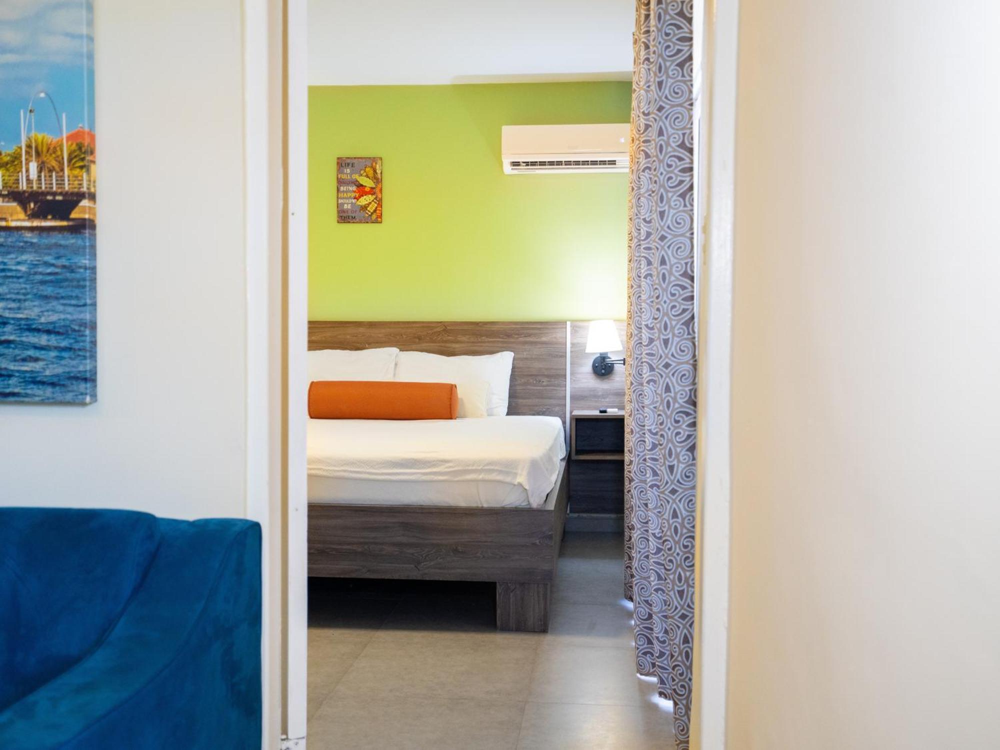 Delynne Boutique Hotel Willemstad Exterior foto